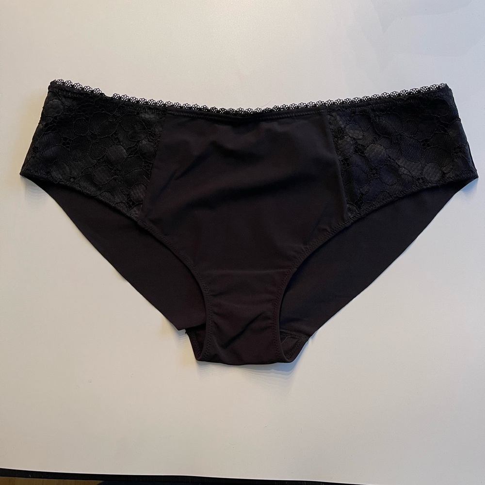 La Perla Studio | Black Floral Lace Hi-Cut Brief | Never Worn | Size 4/L